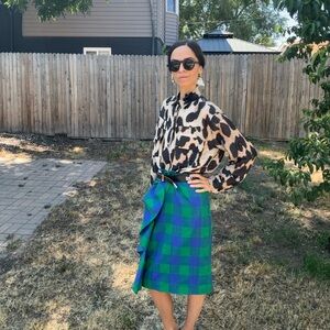 BURU
Plaid Print Knee-Length Skirt
Size: M